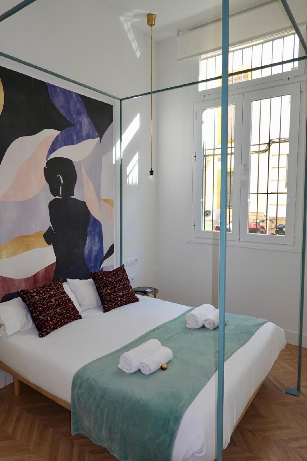 Peral Boutique Apartaments Seville Exterior photo