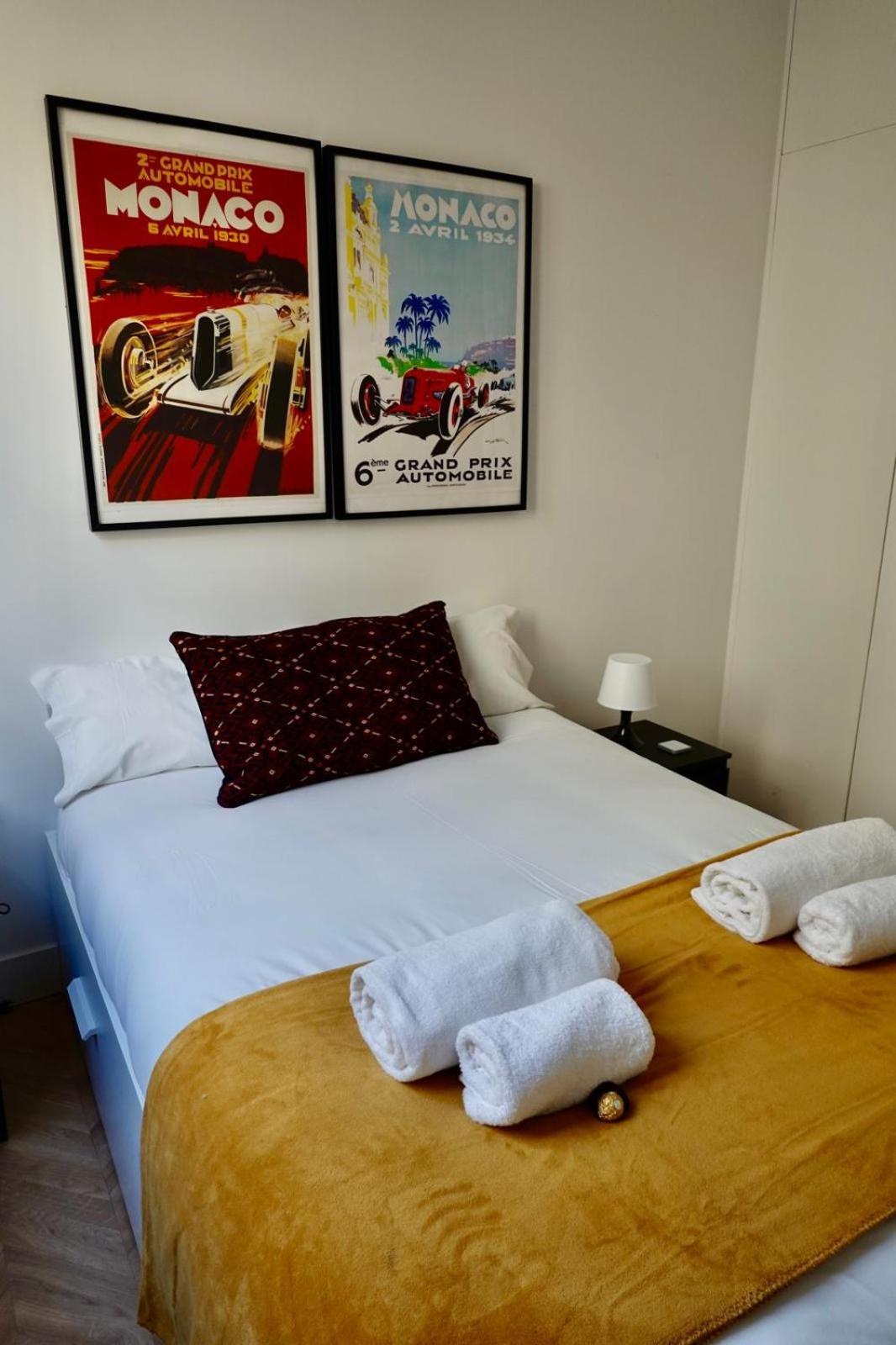 Peral Boutique Apartaments Seville Exterior photo